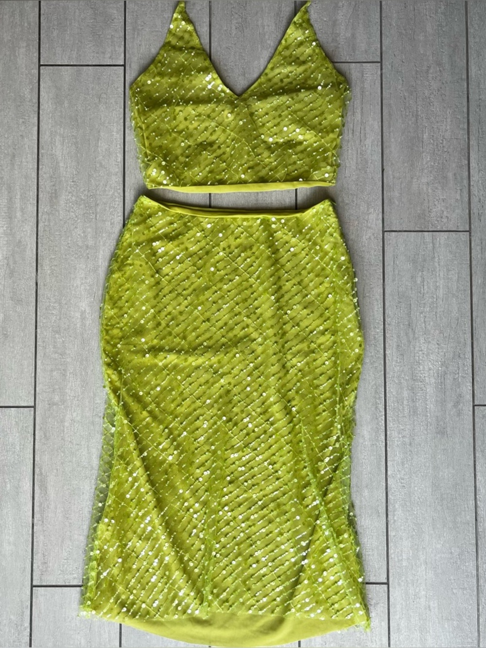 Meshki Lime Green Sequin Midi Dress Size S/M Halter Neck & Skirt Set - Picture 5 of 16